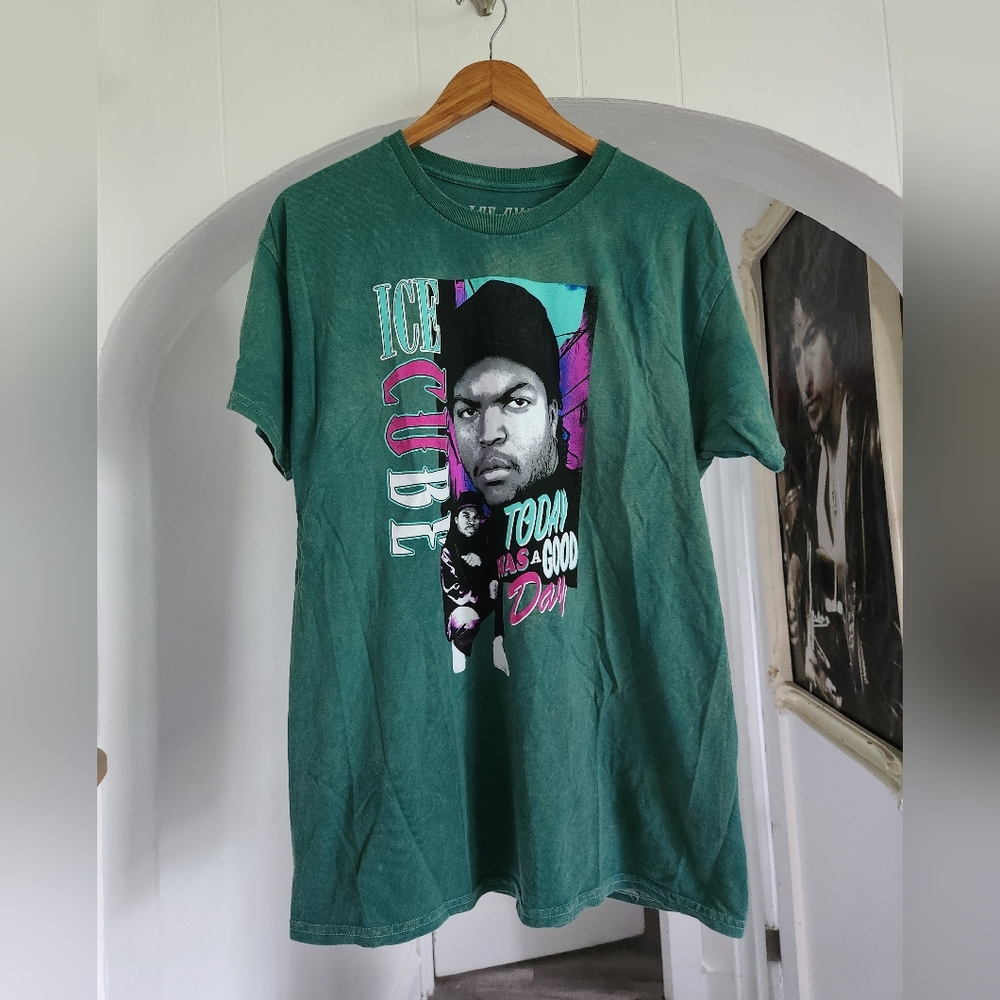 🌟VINTAGE🌟 ICE CUBE Good Day Tee